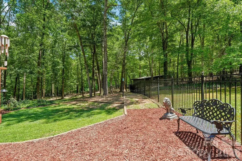 6366 Green Oak Drive Stanfield NC 28163