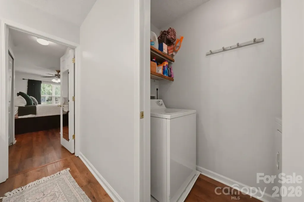 12446 Hennigan Place Lane Charlotte NC 28214