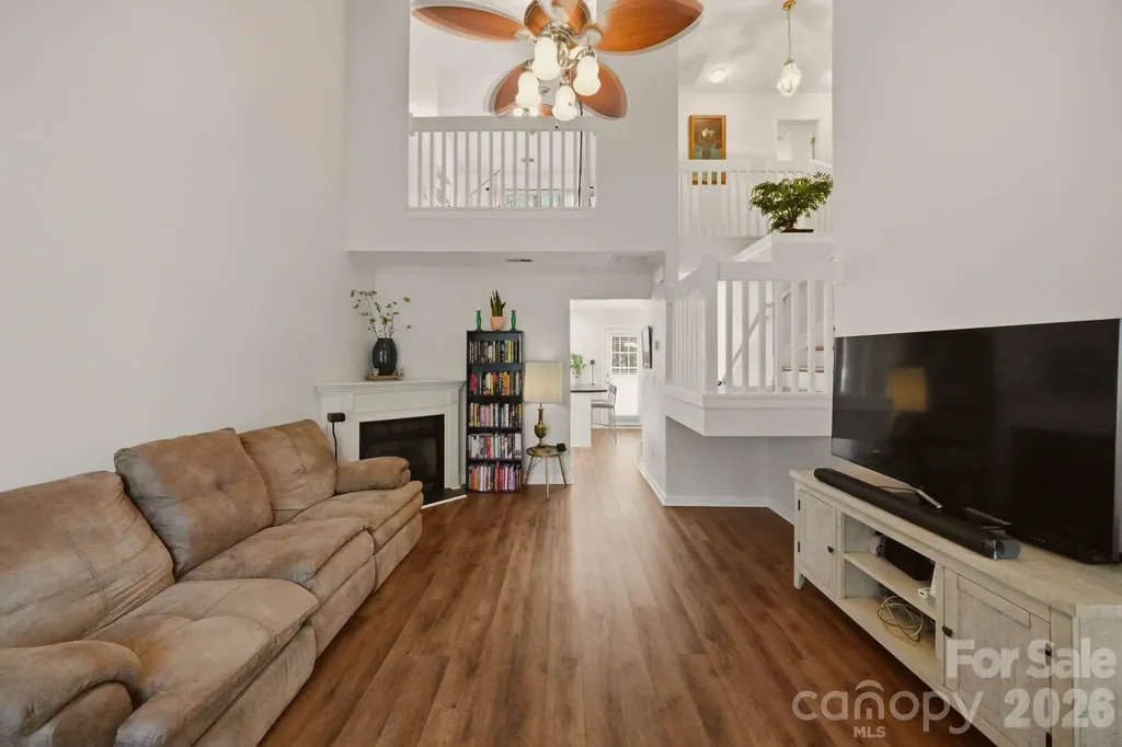 12446 Hennigan Place Lane Charlotte NC 28214