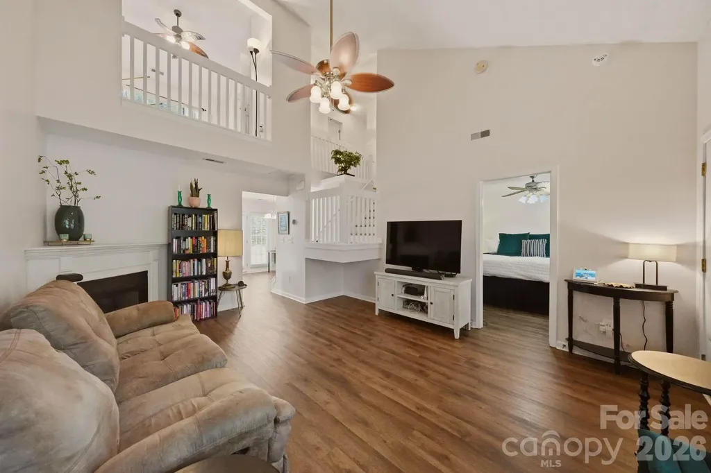 12446 Hennigan Place Lane Charlotte NC 28214
