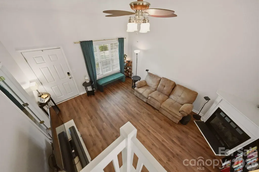 12446 Hennigan Place Lane Charlotte NC 28214