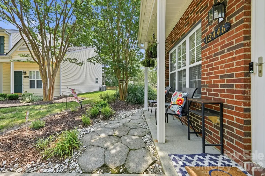 12446 Hennigan Place Lane Charlotte NC 28214