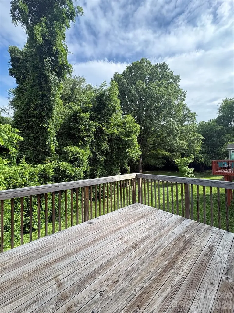 6 Meadowview Avenue SW Concord NC 28027