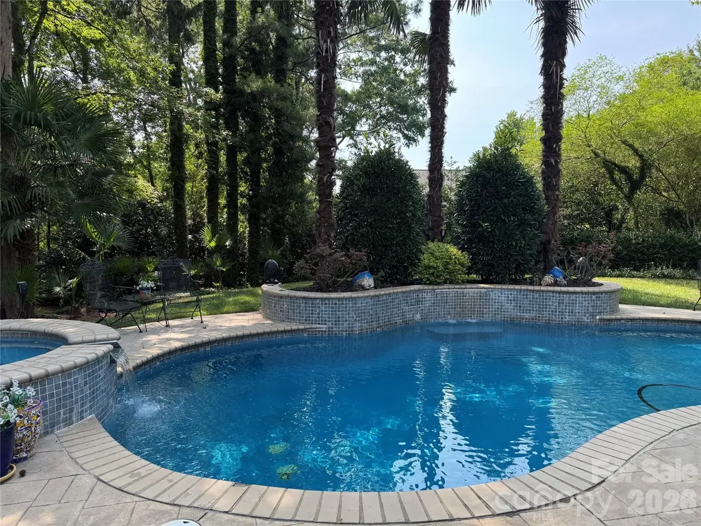 10536 Providence Arbours Drive Charlotte NC 28270