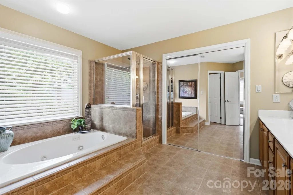 10536 Providence Arbours Drive Charlotte NC 28270