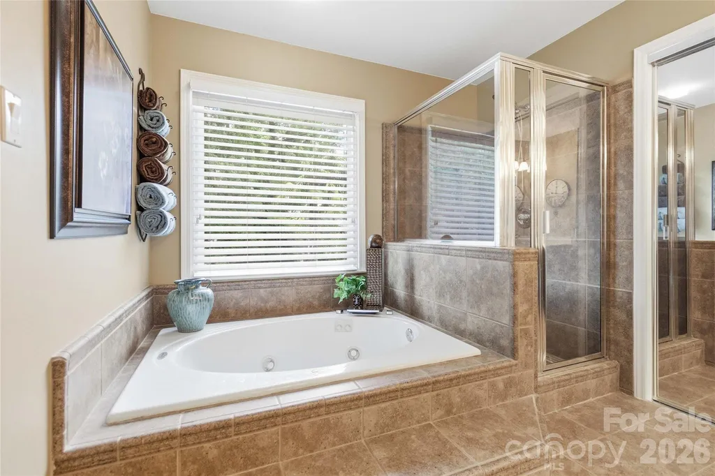 10536 Providence Arbours Drive Charlotte NC 28270