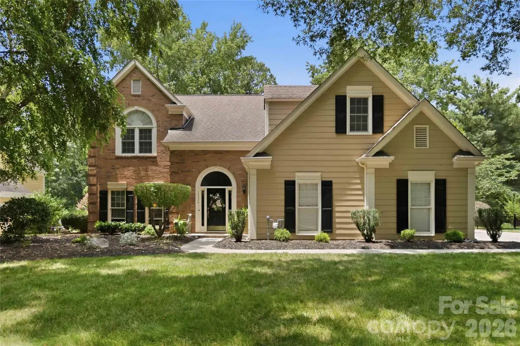 10536 Providence Arbours Drive Charlotte NC 28270