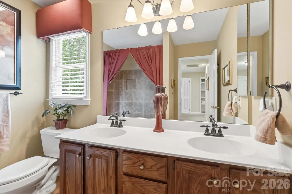 10536 Providence Arbours Drive Charlotte NC 28270