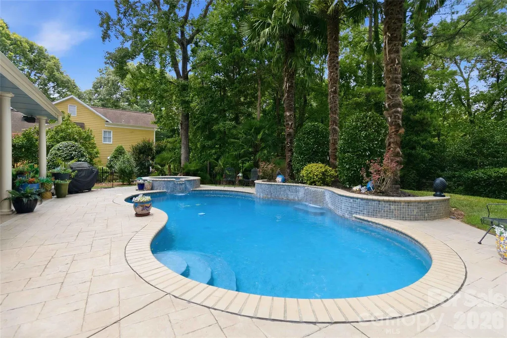10536 Providence Arbours Drive Charlotte NC 28270