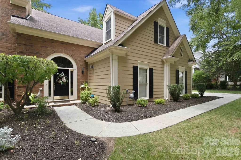 10536 Providence Arbours Drive Charlotte NC 28270