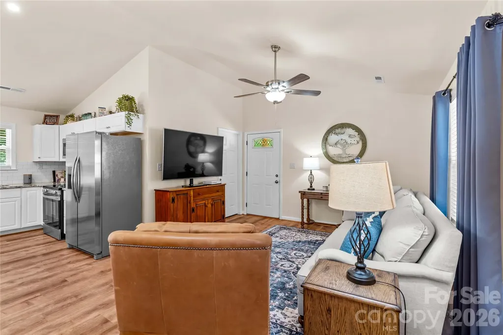 122 S Yadkin River Road Statesville NC 28625