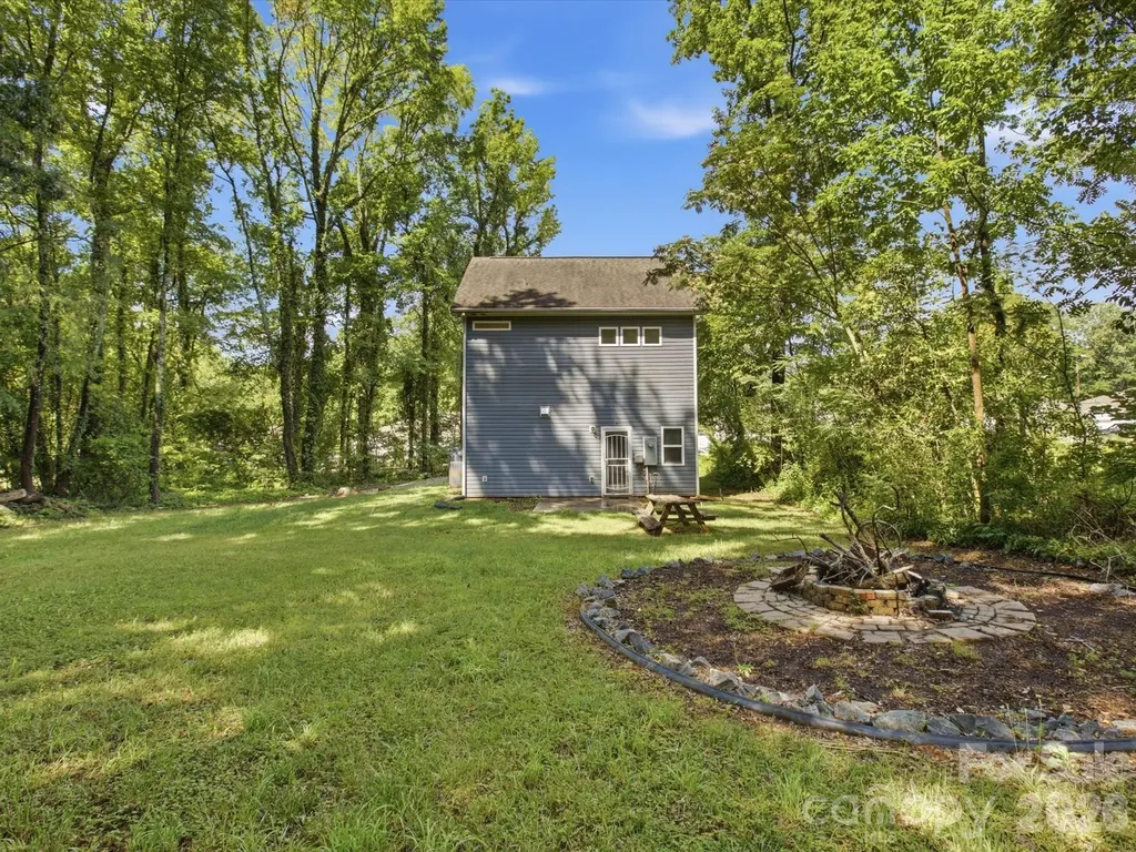 1609 Ronald Street Charlotte NC 28216