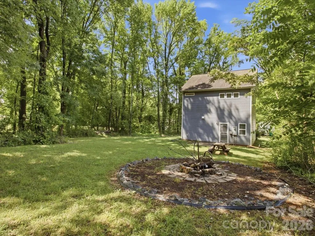 1609 Ronald Street Charlotte NC 28216