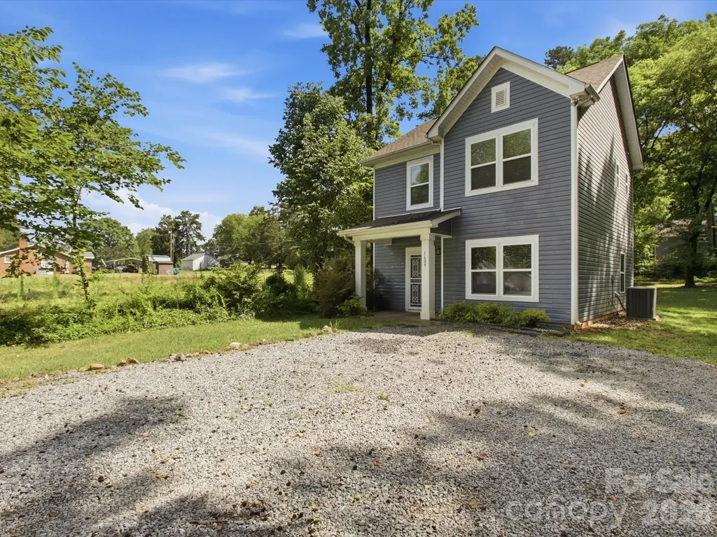 1609 Ronald Street Charlotte NC 28216