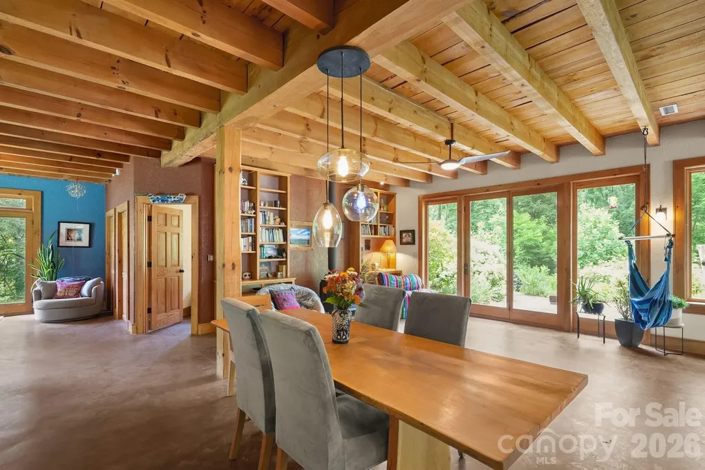 24 Merriwood Trail Arden NC 28704