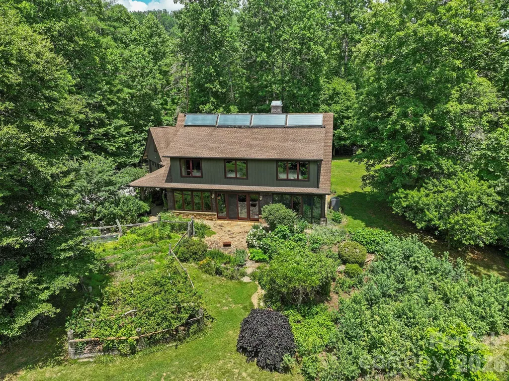 24 Merriwood Trail Arden NC 28704
