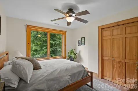 24 Merriwood Trail Arden NC 28704
