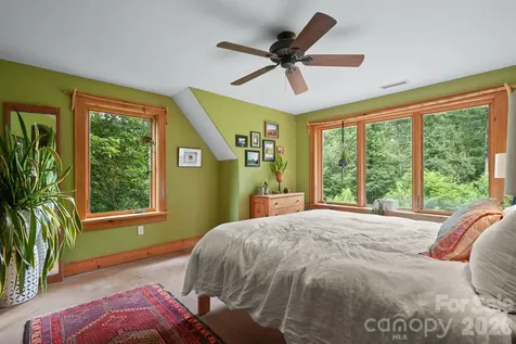 24 Merriwood Trail Arden NC 28704