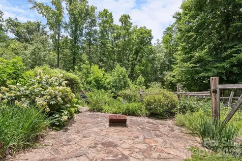 24 Merriwood Trail Arden NC 28704