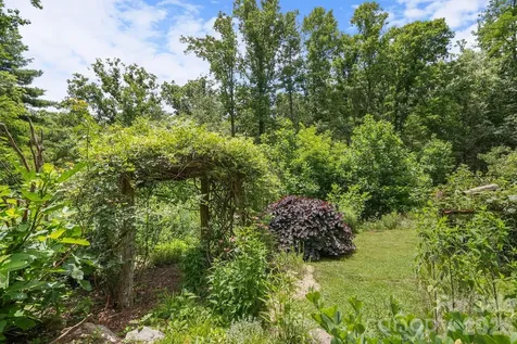 24 Merriwood Trail Arden NC 28704