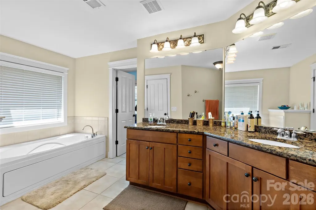 5141 Berkeley Park Court Charlotte NC 28277