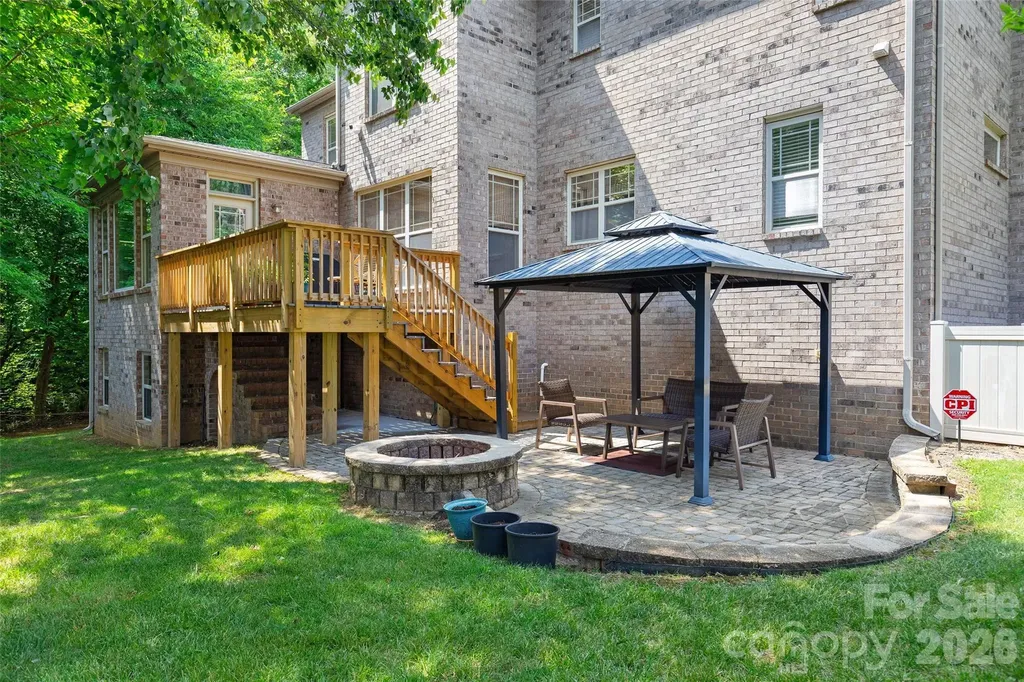 5141 Berkeley Park Court Charlotte NC 28277