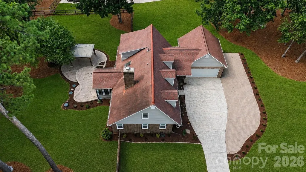 4724 Weddington Matthews Road Matthews NC 28104