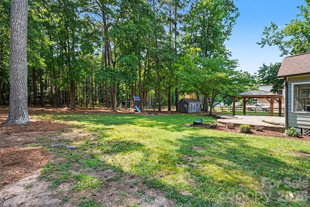 4724 Weddington Matthews Road Matthews NC 28104