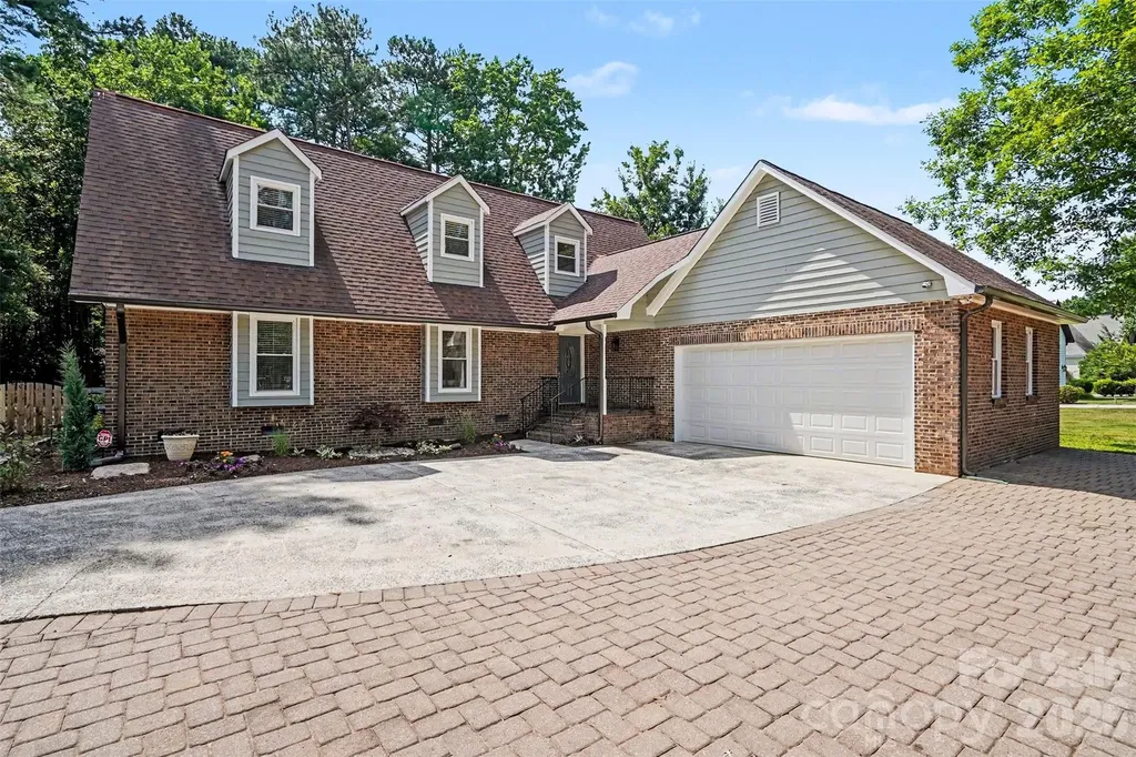 4724 Weddington Matthews Road Matthews NC 28104
