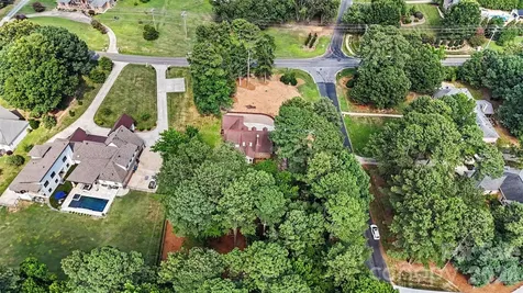 4724 Weddington Matthews Road Matthews NC 28104