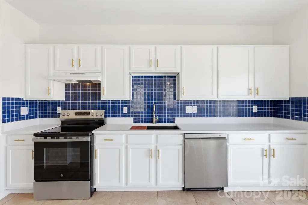 7593 Bluff Point Lane Denver NC 28037
