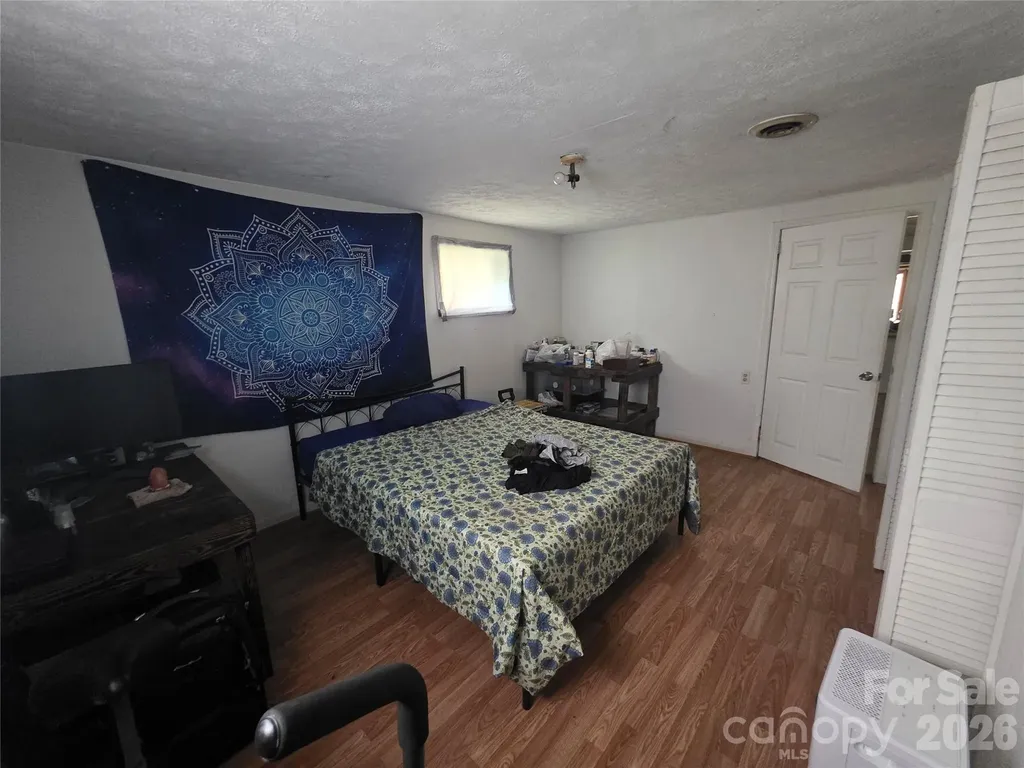 78 S Brooks Cove Road Candler NC 28715