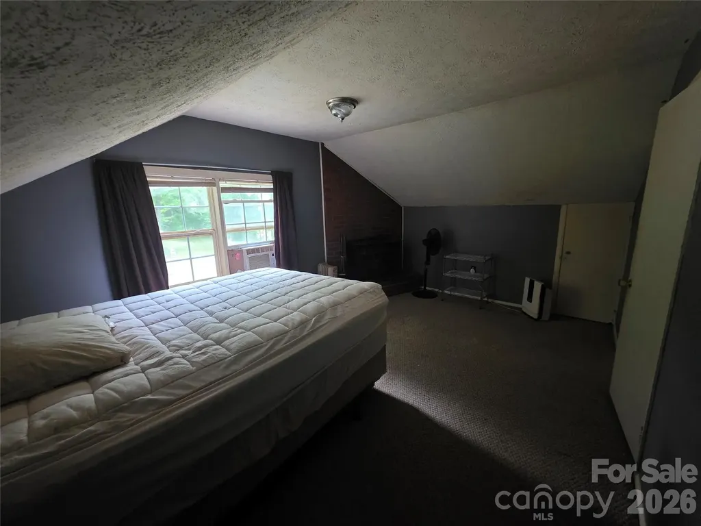 78 S Brooks Cove Road Candler NC 28715