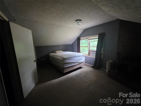 78 S Brooks Cove Road Candler NC 28715
