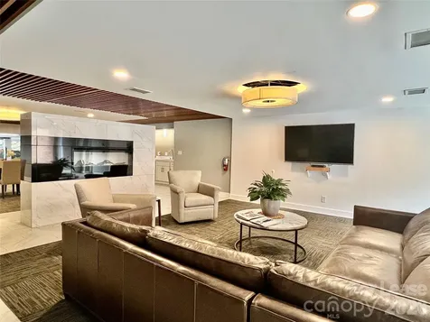 1323 Queens Road Charlotte NC 28207