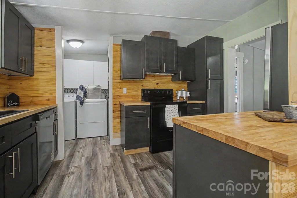 1011 Reed Street Asheville NC 28804