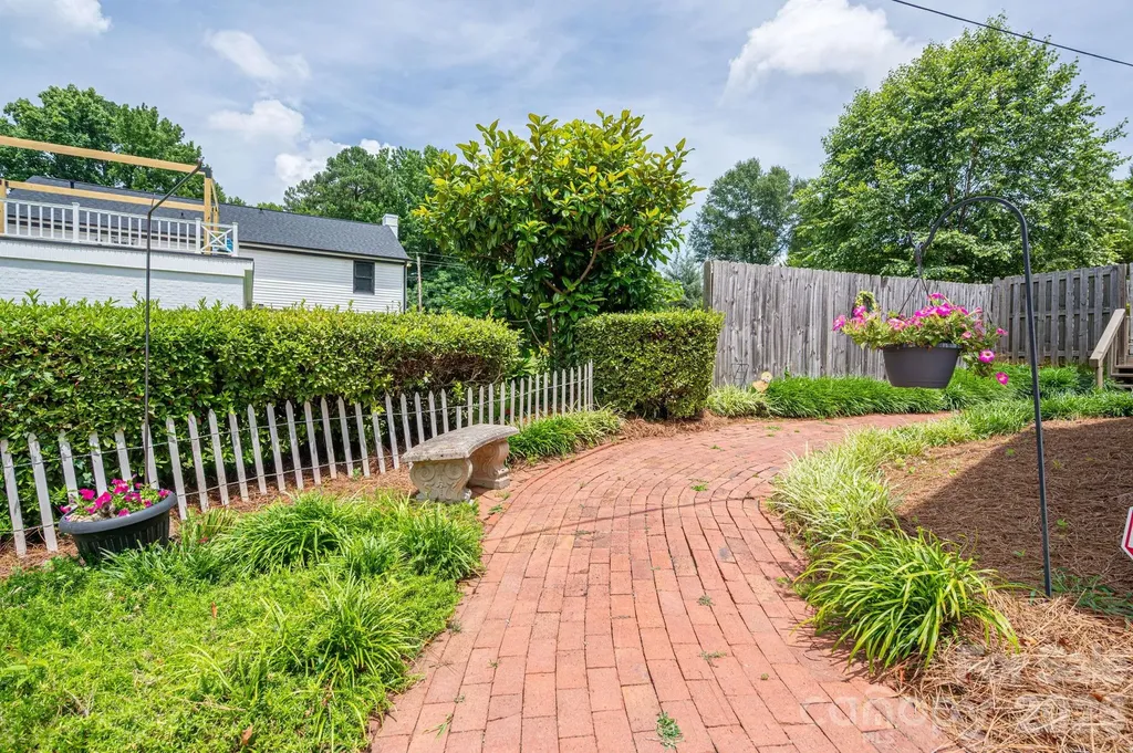 2410 Monticello Drive Gastonia NC 28056