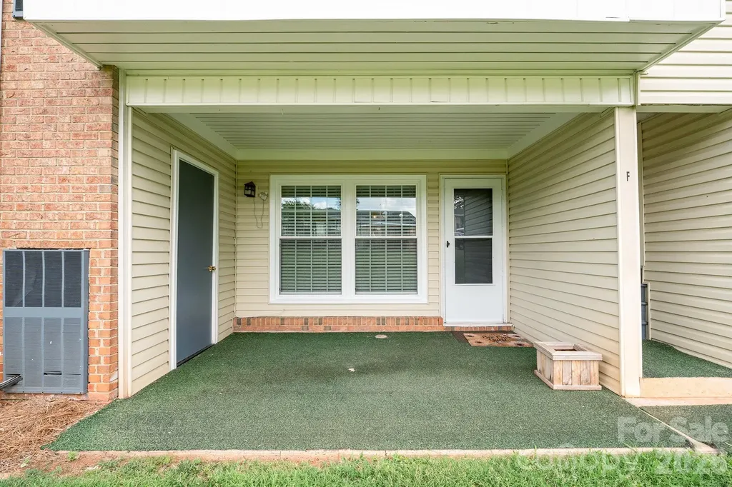 4609 Coronado Drive Charlotte NC 28212