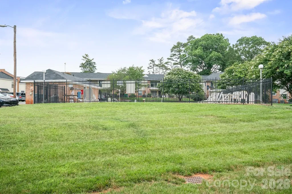 4609 Coronado Drive Charlotte NC 28212