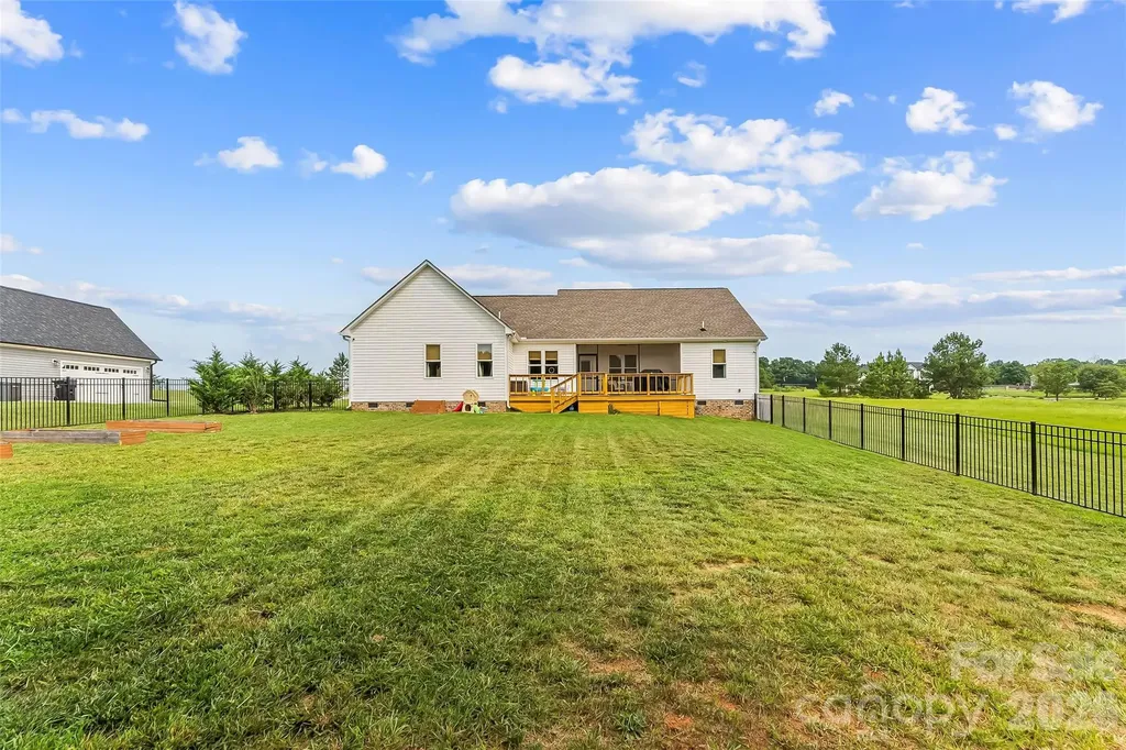 1459 Malden Court Crouse NC 28033