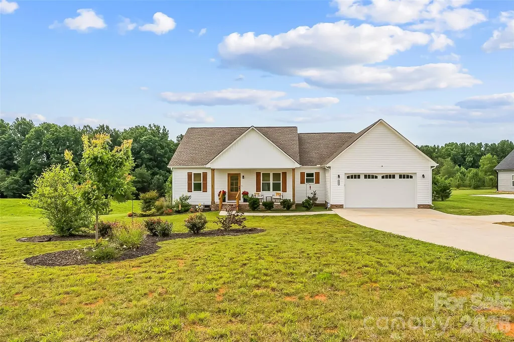 1459 Malden Court Crouse NC 28033
