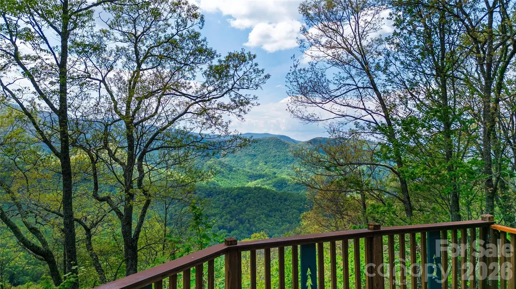 1602 Forest Run Road Sylva NC 28779