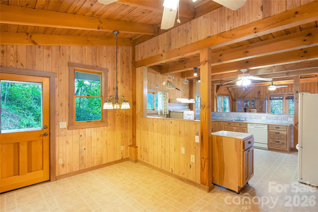 1602 Forest Run Road Sylva NC 28779