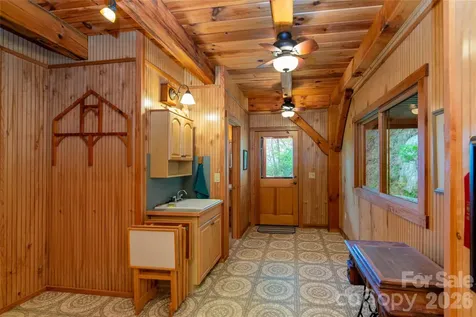 1602 Forest Run Road Sylva NC 28779