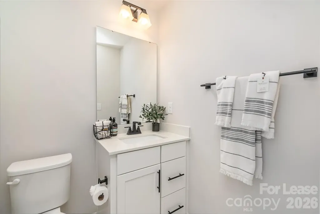 4742 Chastain Avenue Charlotte NC 28217
