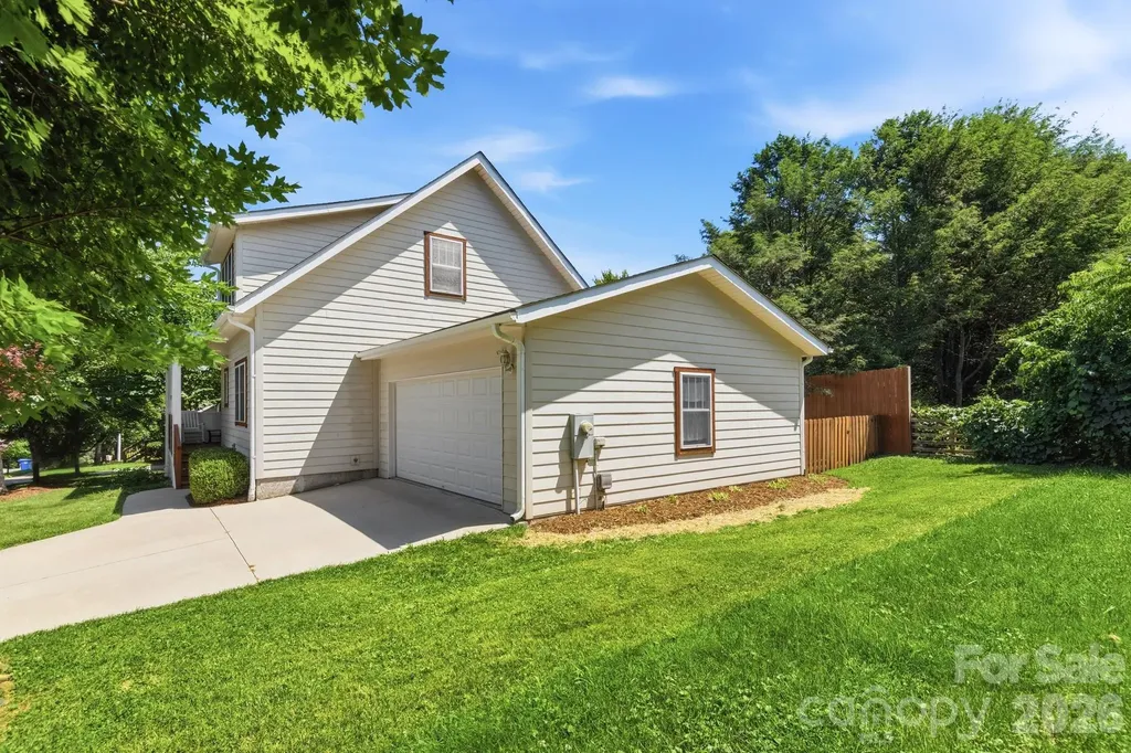 13 Triple H Drive Asheville NC 28806