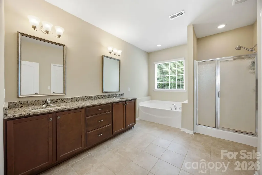 14711 Brannock Hills Drive Charlotte NC 28278