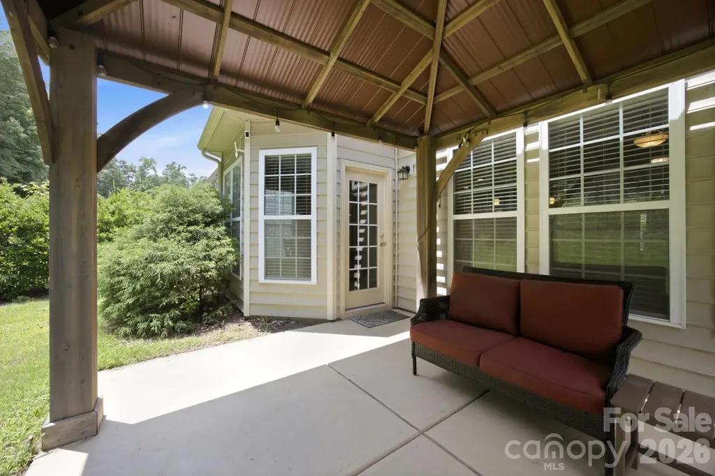14711 Brannock Hills Drive Charlotte NC 28278