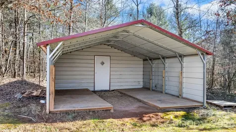 2533 Lail Road Morganton NC 28655