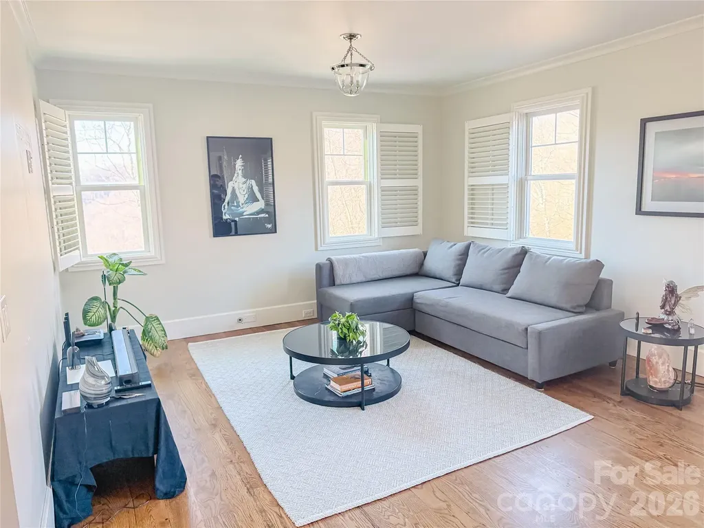 11 Lila Lane Clyde NC 28721